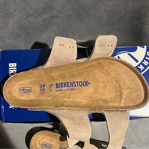 Birkenstock Women’s Arizona Sandals Soft Footbed Taupe Suede Size 8 US 39EU - Picture 9 of 12
